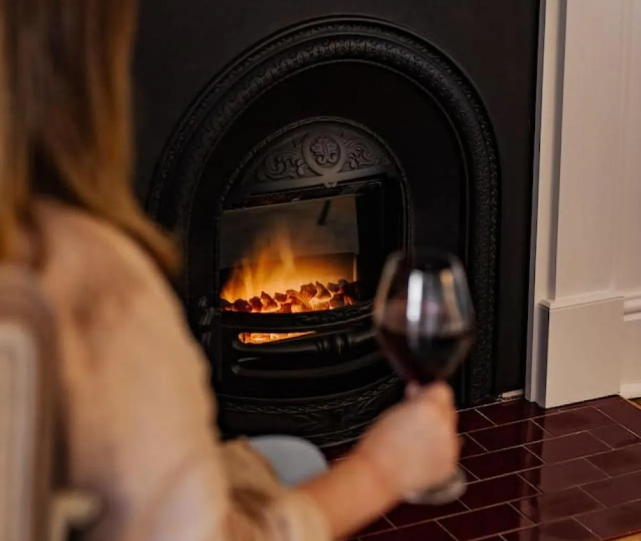 King Beds With Fireplace And Spa Bath With Parking And Central Location Hobart