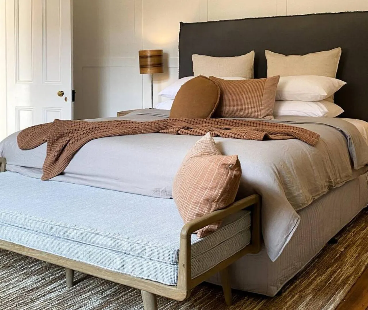Vakantiehuis King Beds With Fireplace And Spa Bath With Parking And Central Location Hobart