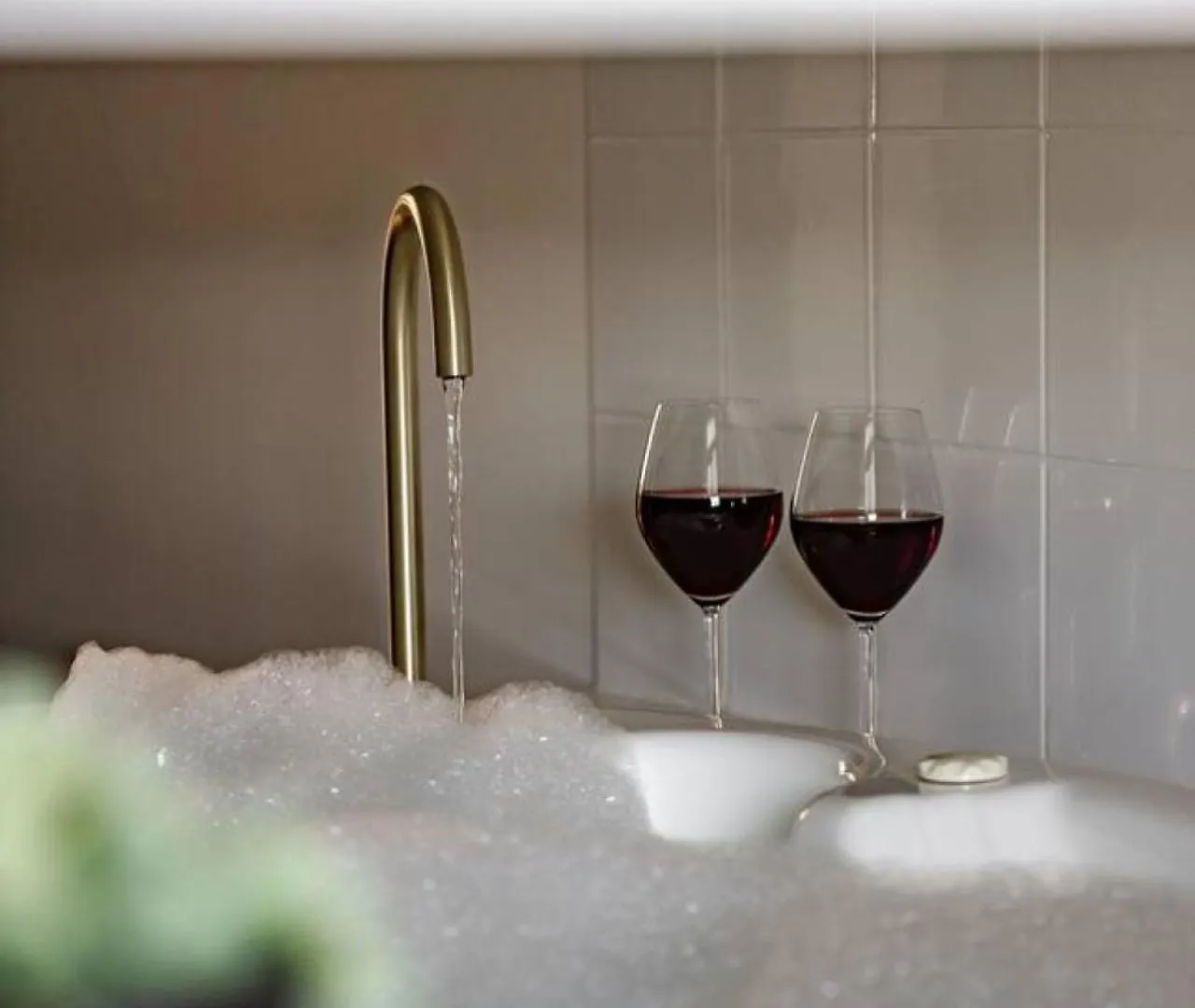 Vakantiehuis King Beds With Fireplace And Spa Bath With Parking And Central Location Hobart